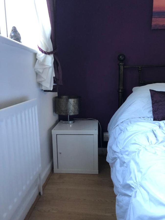 Home From Home, Close To Redditch Hospital Abb Экстерьер фото