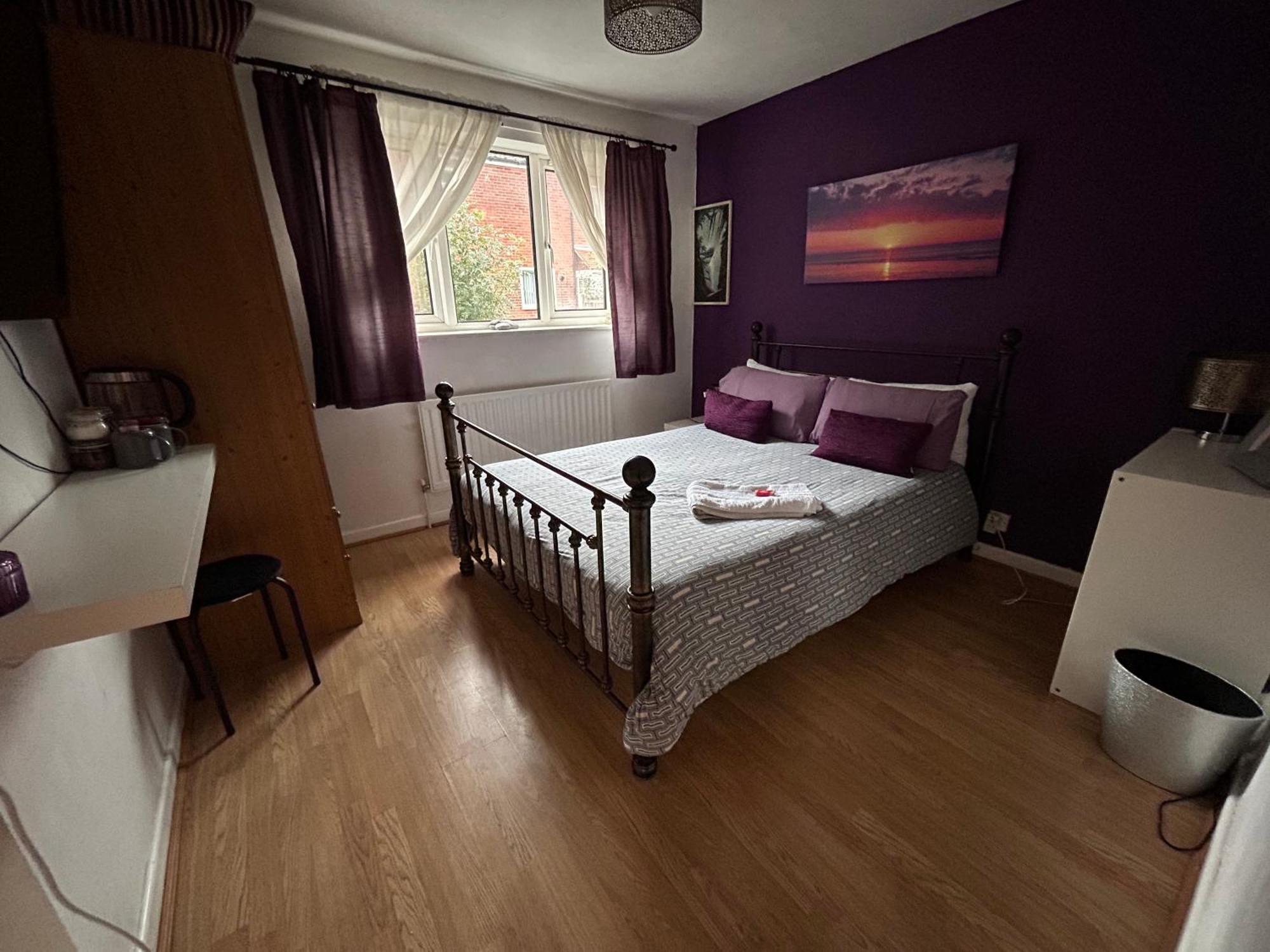 Home From Home, Close To Redditch Hospital Abb Экстерьер фото